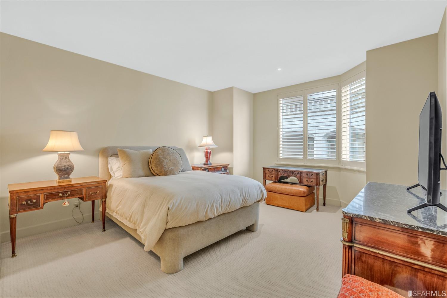 1150 Sacramento Street Unit: 303