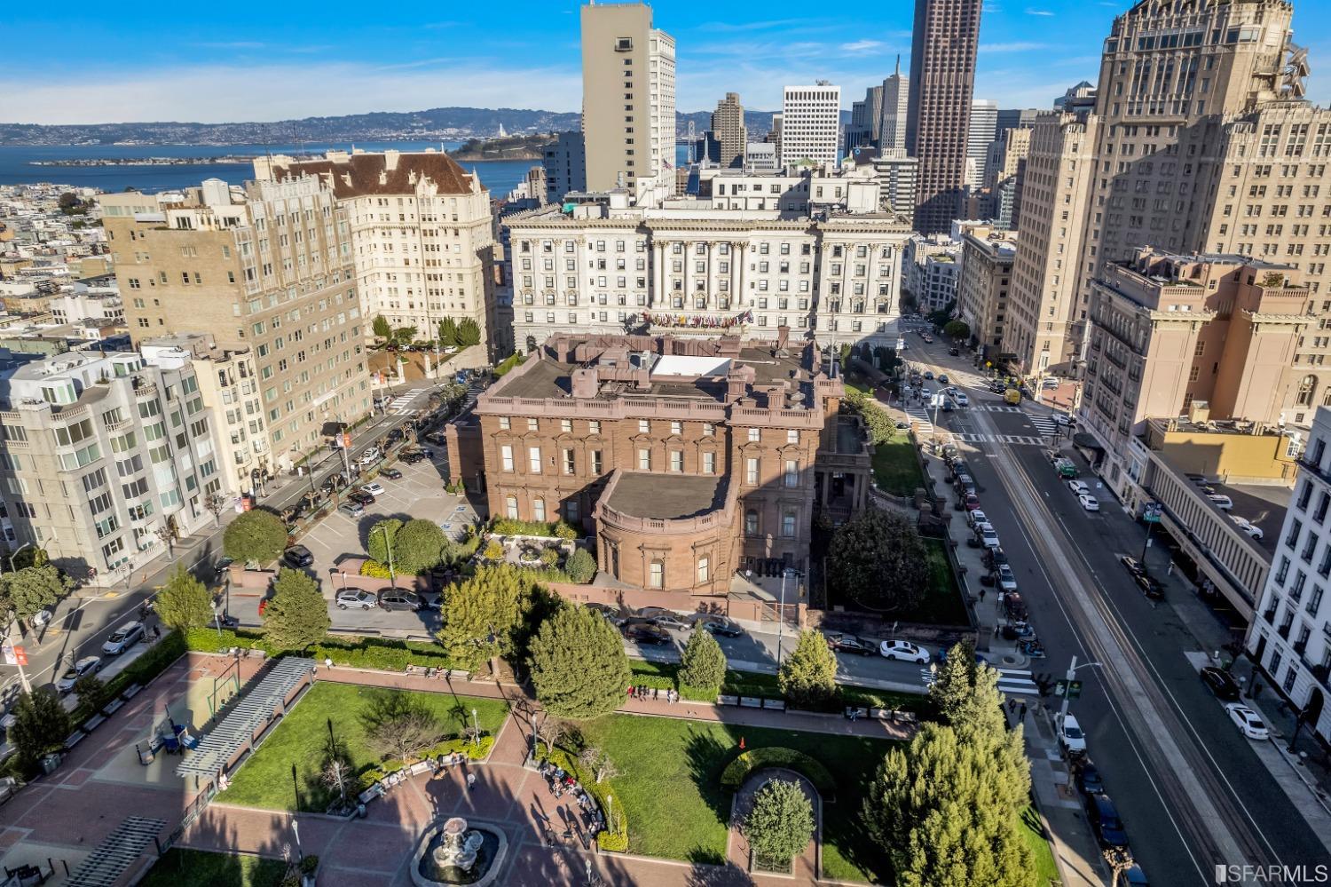 1150 Sacramento Street Unit: 303