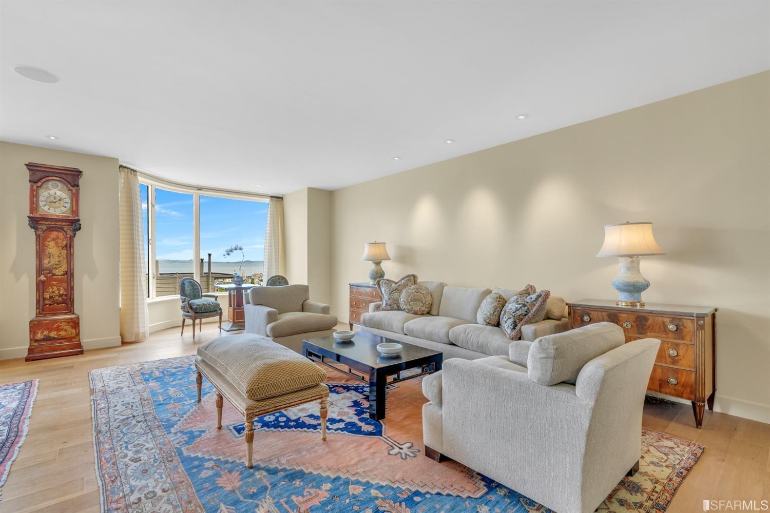 1150 Sacramento Street Unit: 303