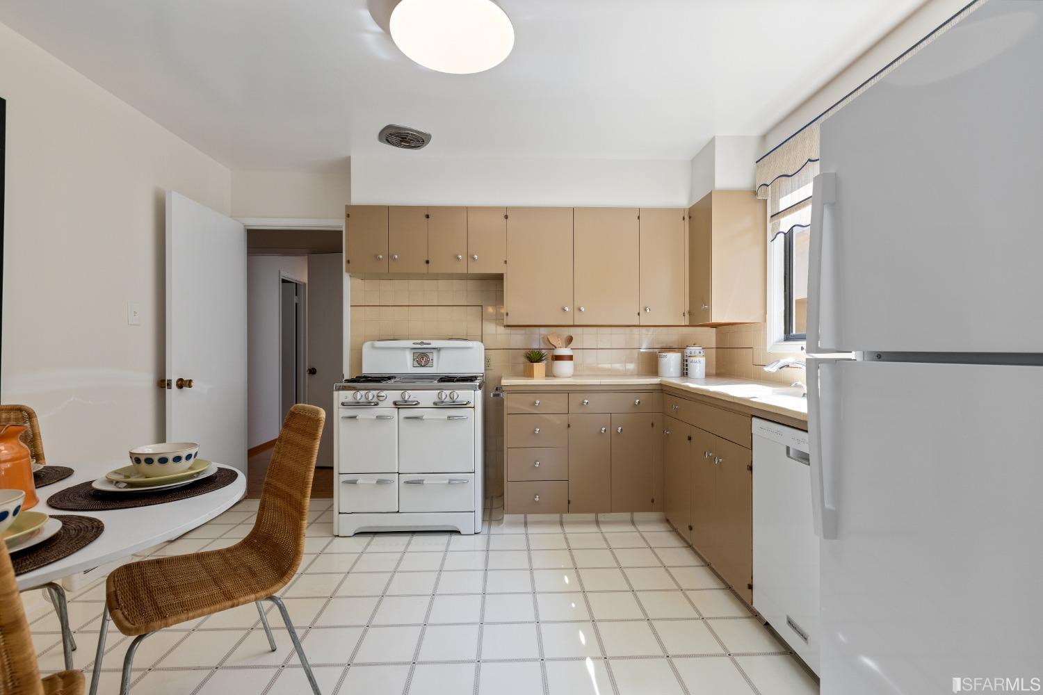 171 Forest Knolls Drive