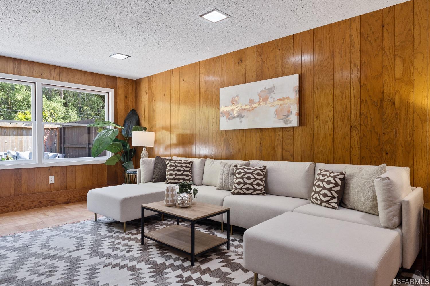 171 Forest Knolls Drive