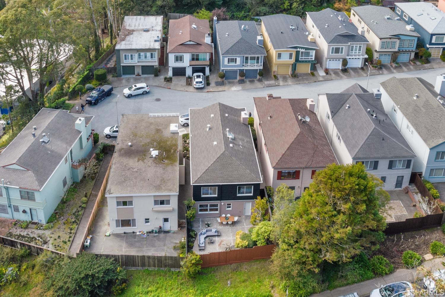 171 Forest Knolls Drive