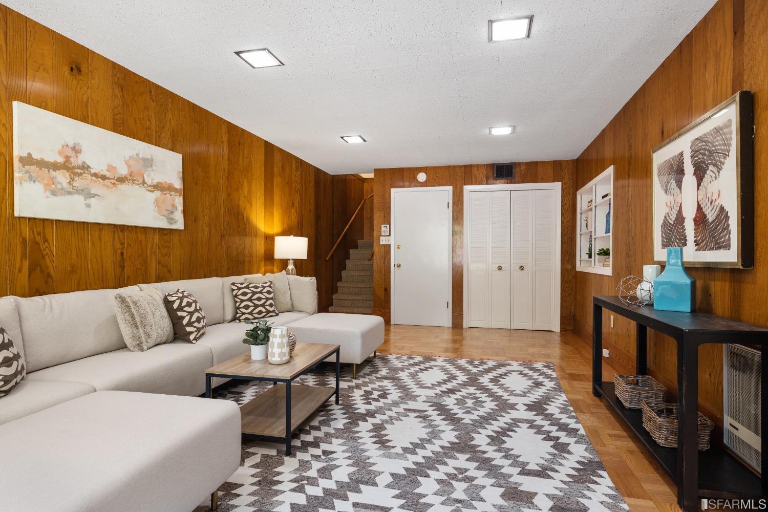 171 Forest Knolls Drive