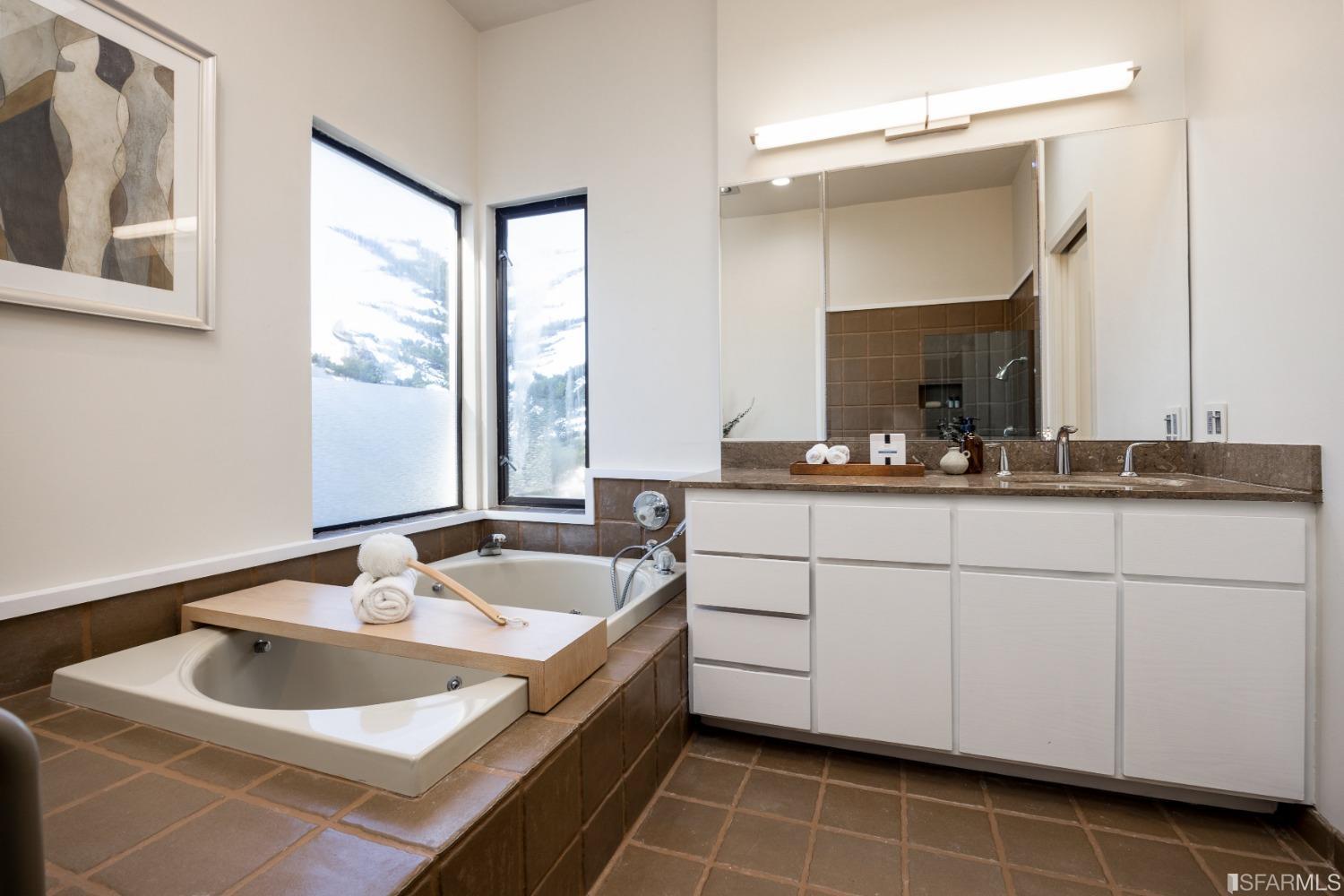 3 Burnett Avenue Unit: 3
