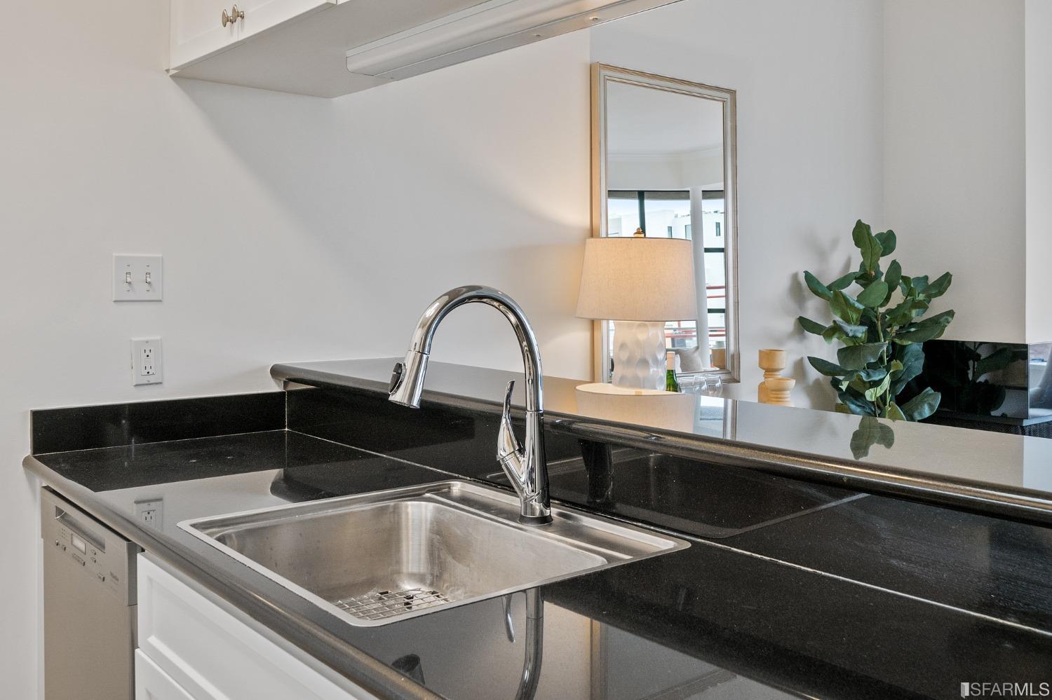 1440 Broadway Street Unit: 403