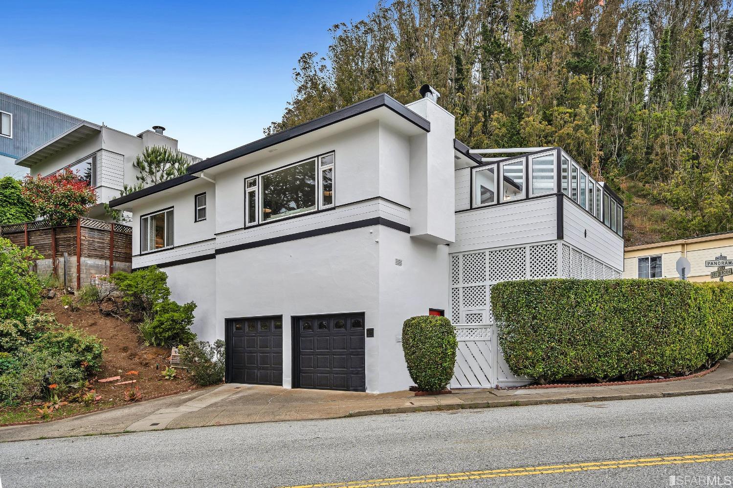 401 Dellbrook Avenue