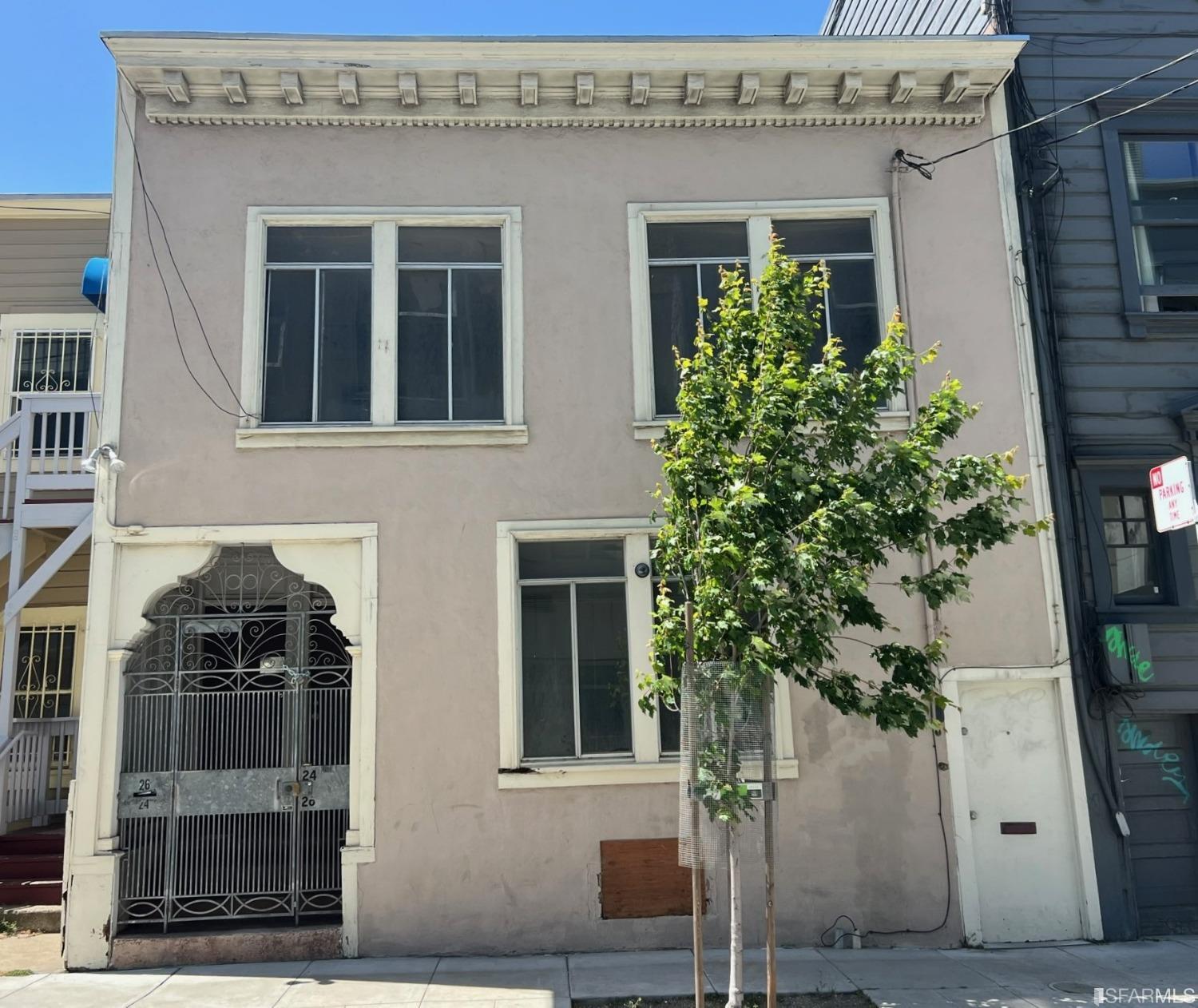 24 Ringold Street