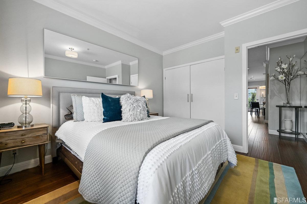 4343 3rd Street Unit: 201