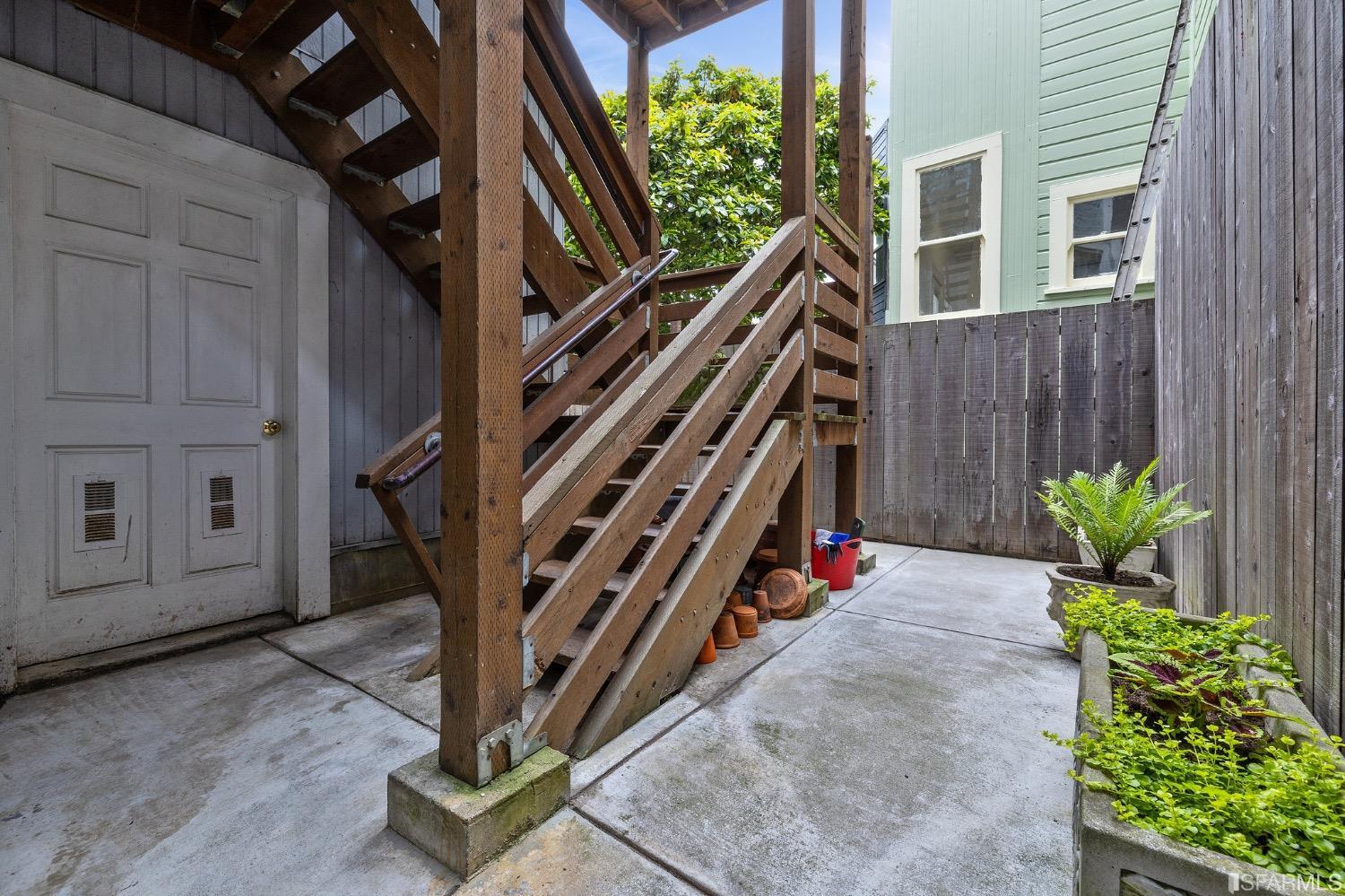 1516 Mcallister Street Unit: A