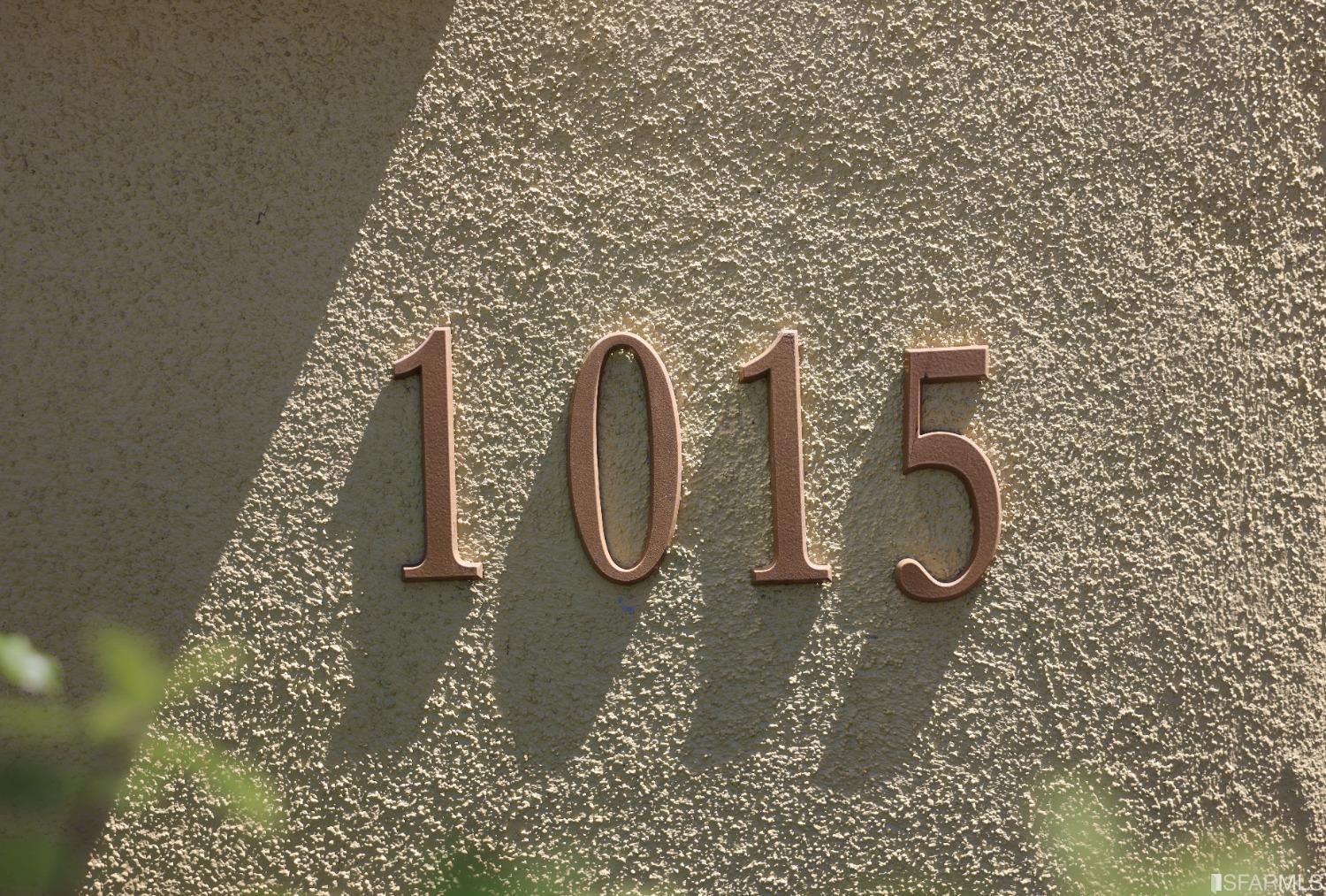 1015 Mendell Street