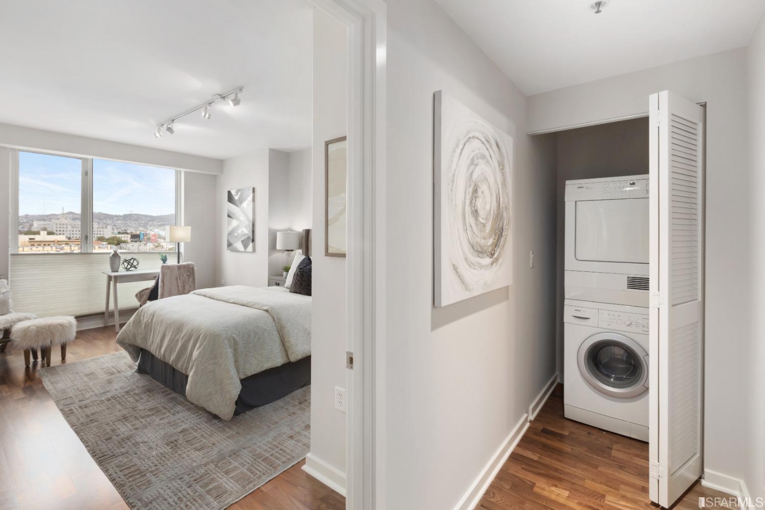 555 4th Street Unit: 725