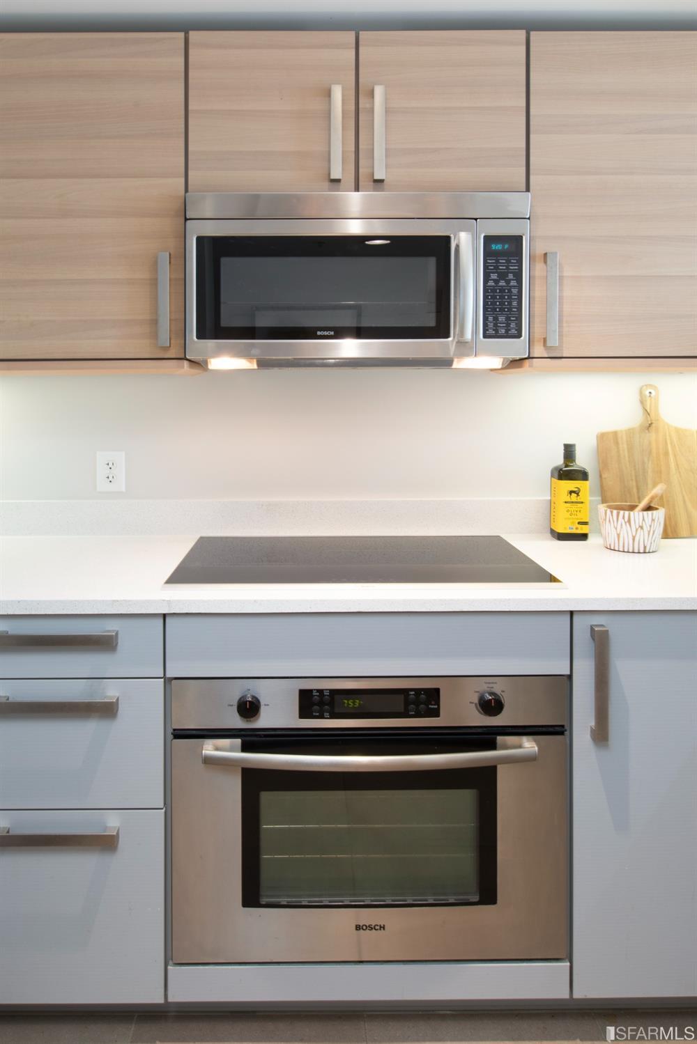 555 4th Street Unit: 725