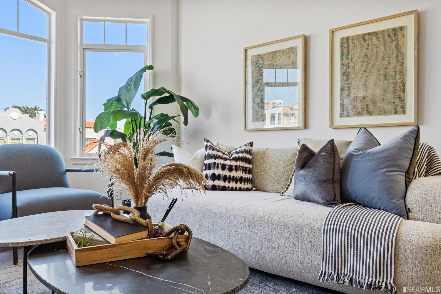1921 Jefferson Street Unit: 206