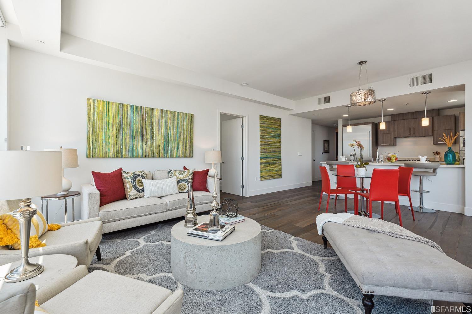 72 Townsend Street Unit: 606