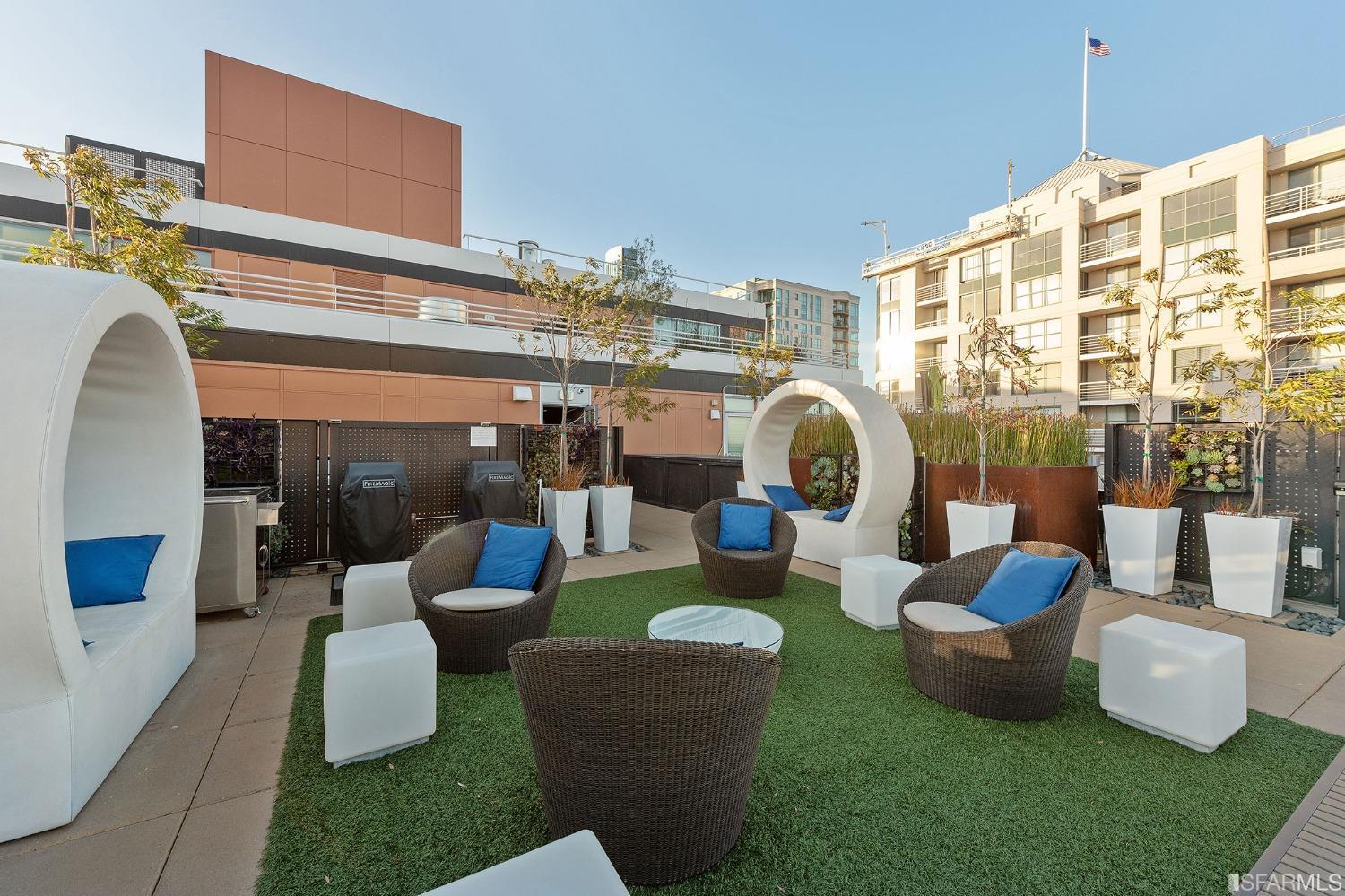 72 Townsend Street Unit: 606