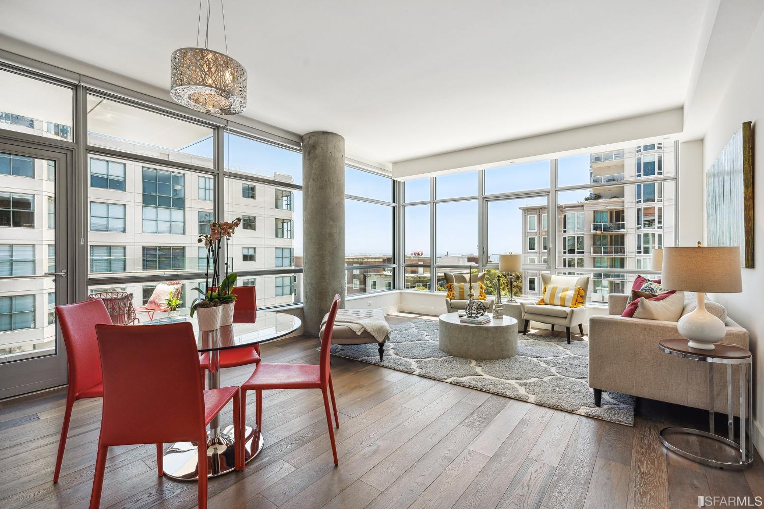 72 Townsend Street Unit: 606