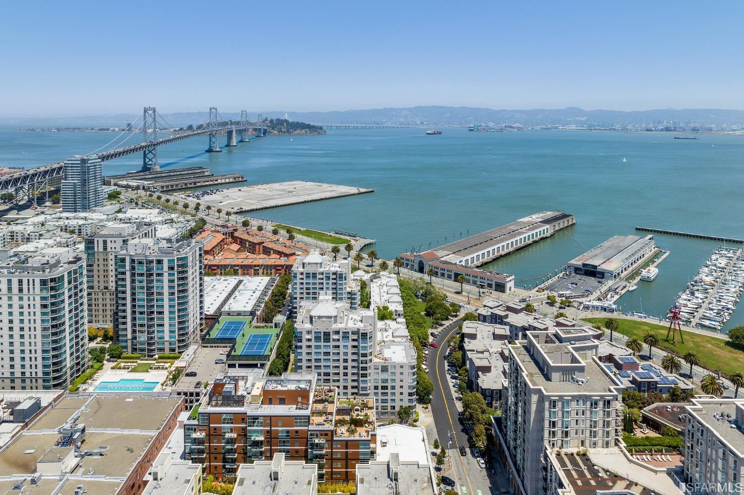 72 Townsend Street Unit: 606