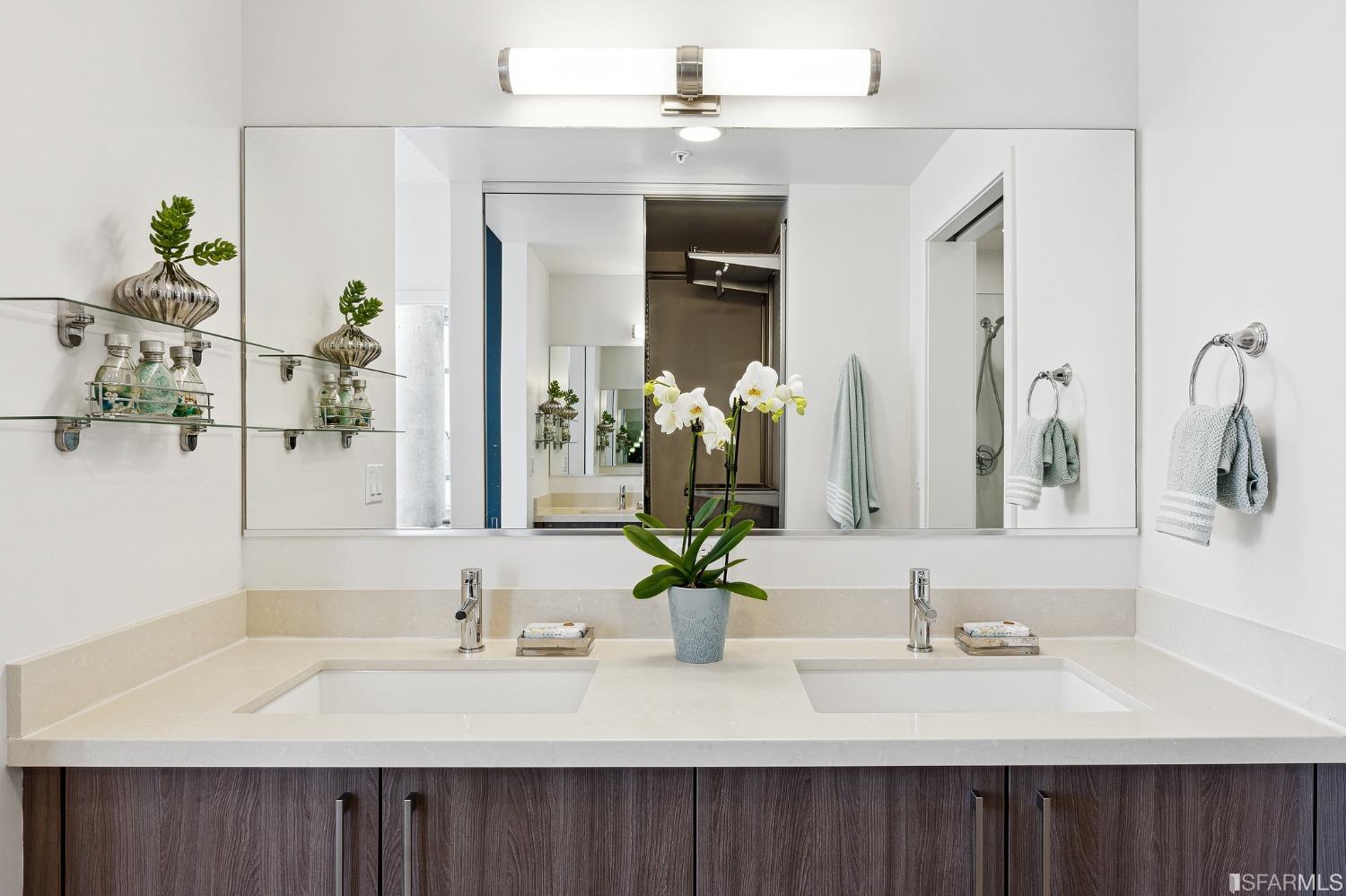 72 Townsend Street Unit: 606