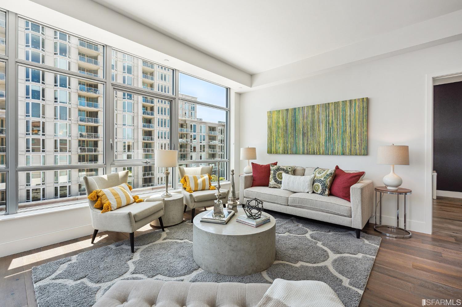72 Townsend Street Unit: 606