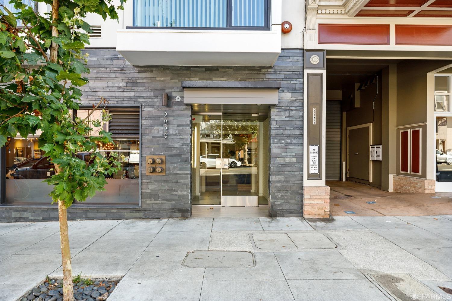 2829 California Street Unit: 4C