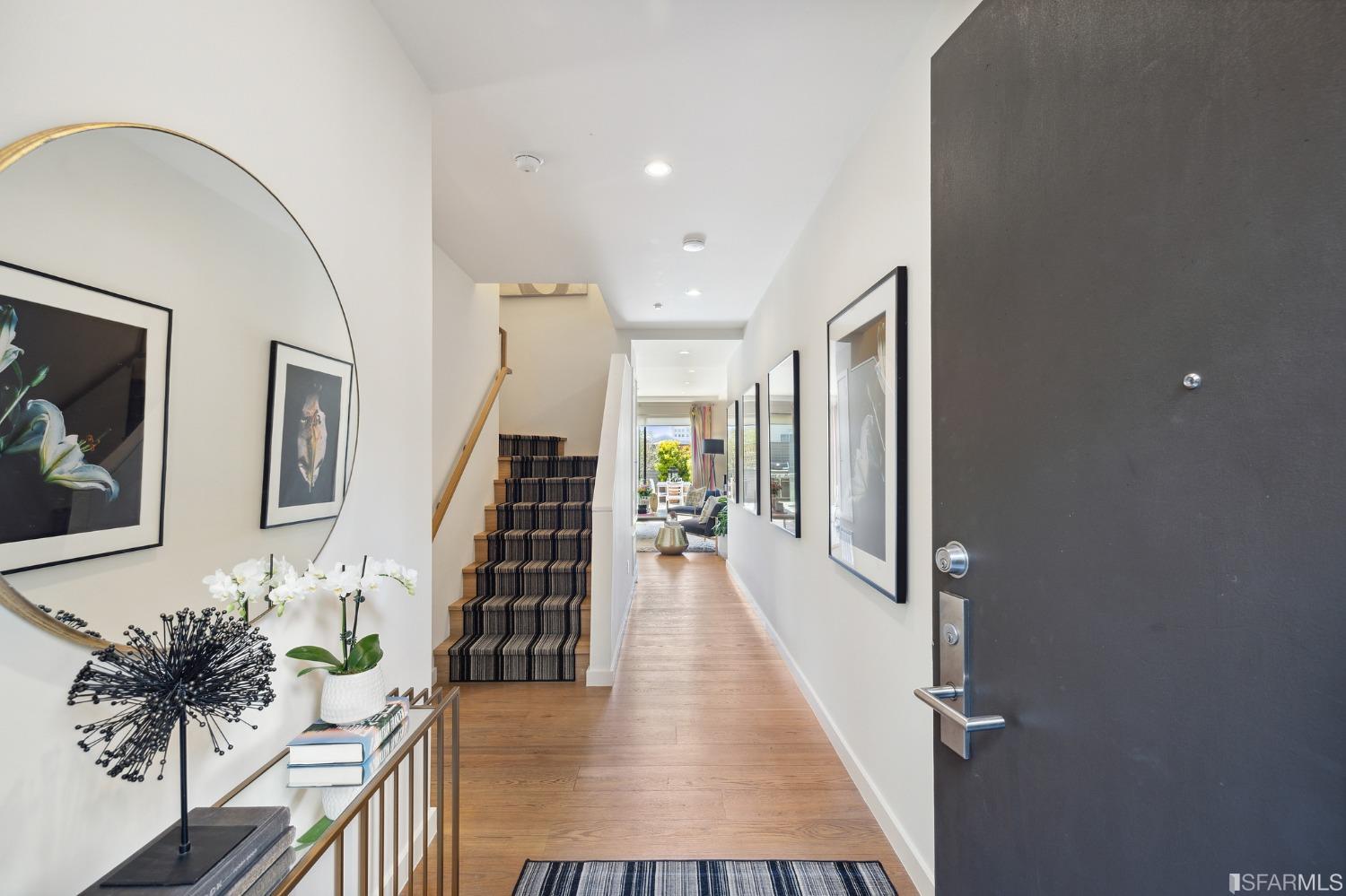 2829 California Street Unit: 4C