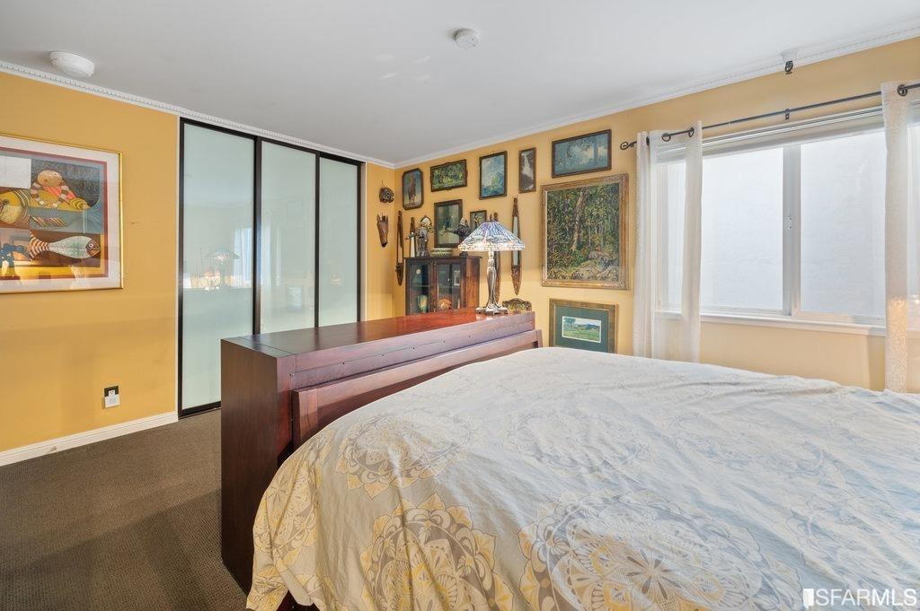 160 Gardenside Drive Unit: 401