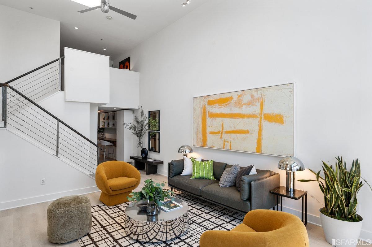 322 6th Street Unit: 13