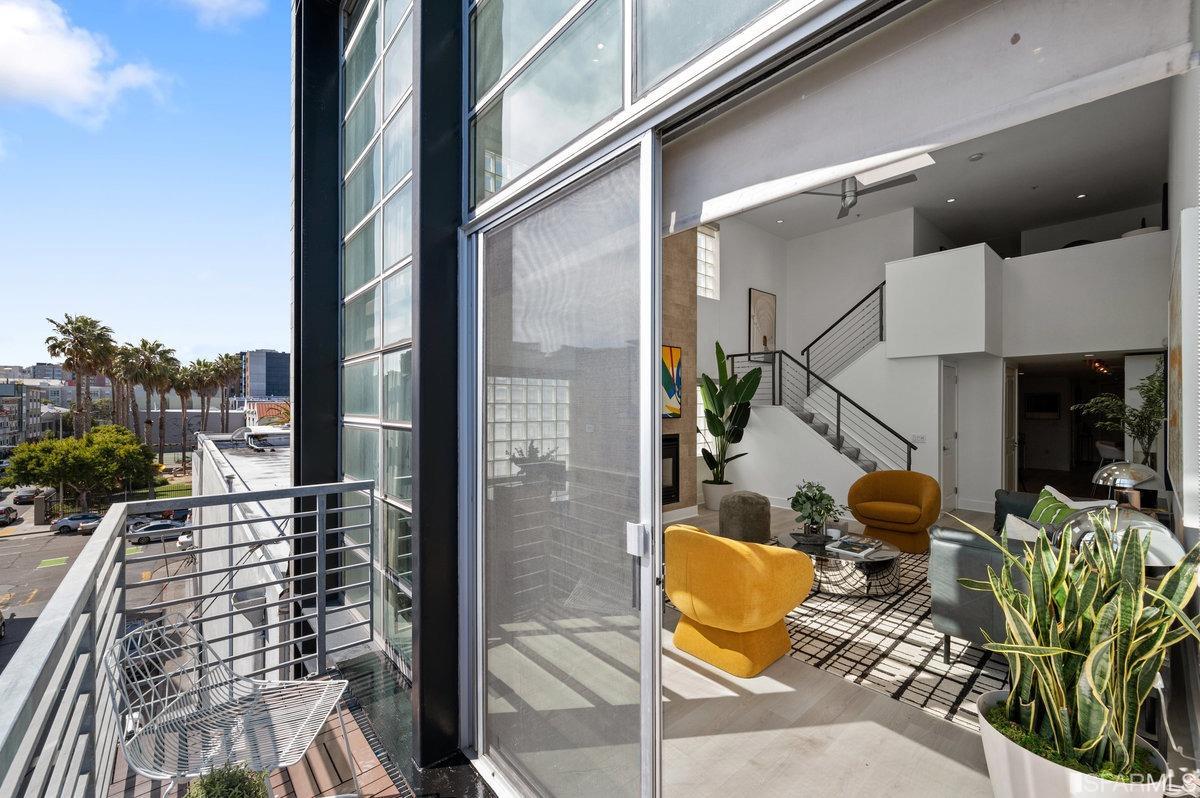 322 6th Street Unit: 13