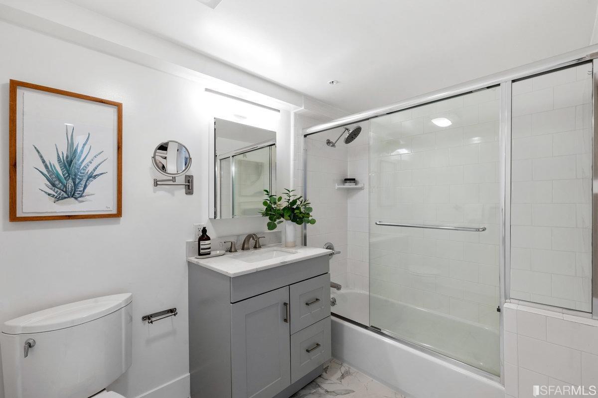 322 6th Street Unit: 13