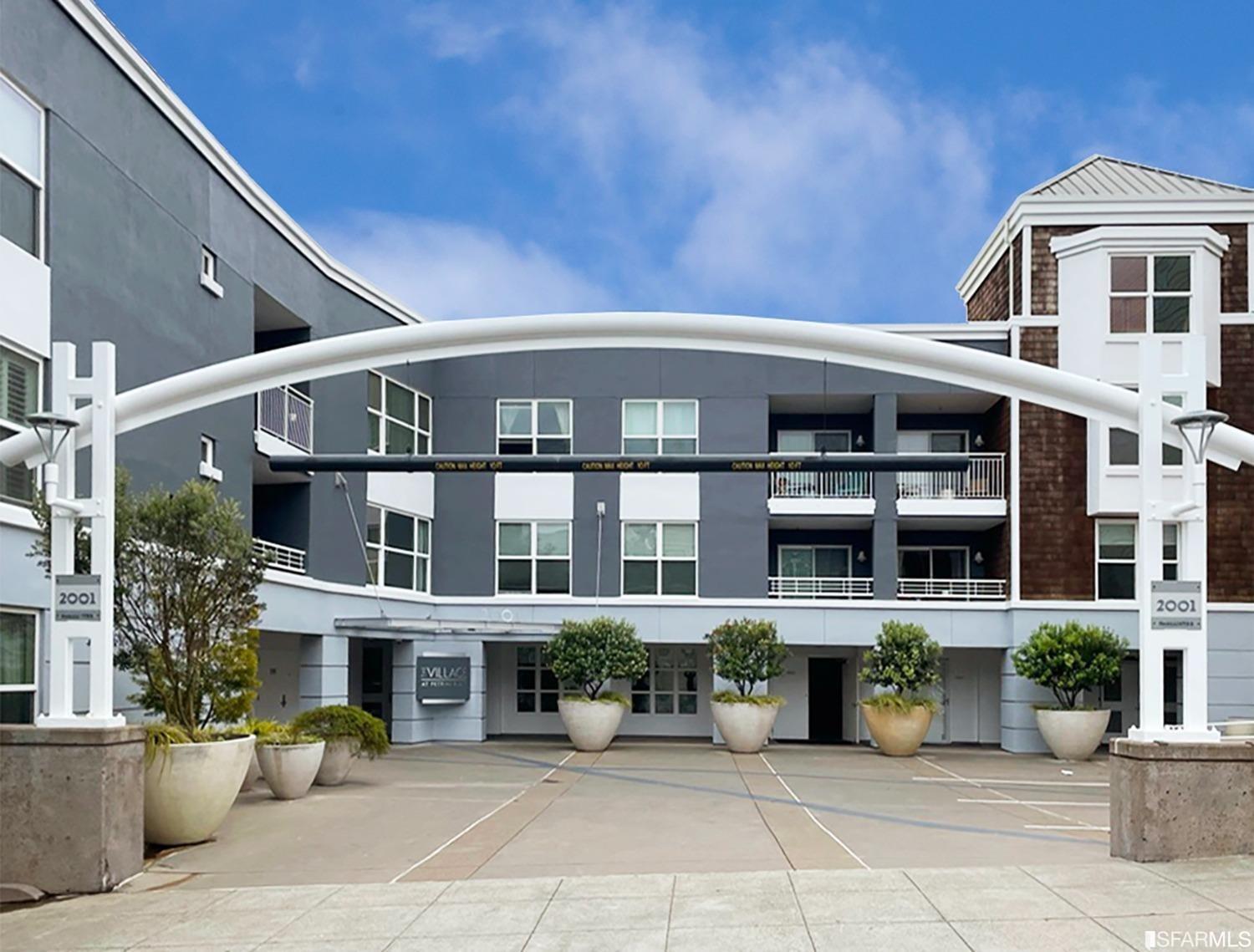 2001 Mcallister Street Unit: 221