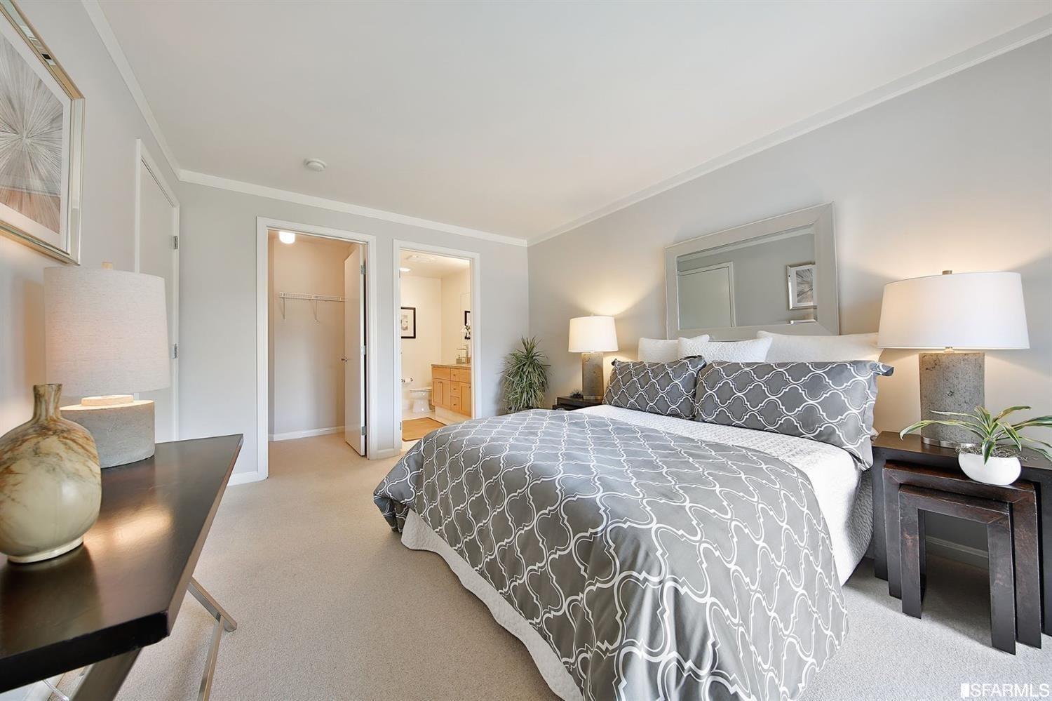 2001 Mcallister Street Unit: 221