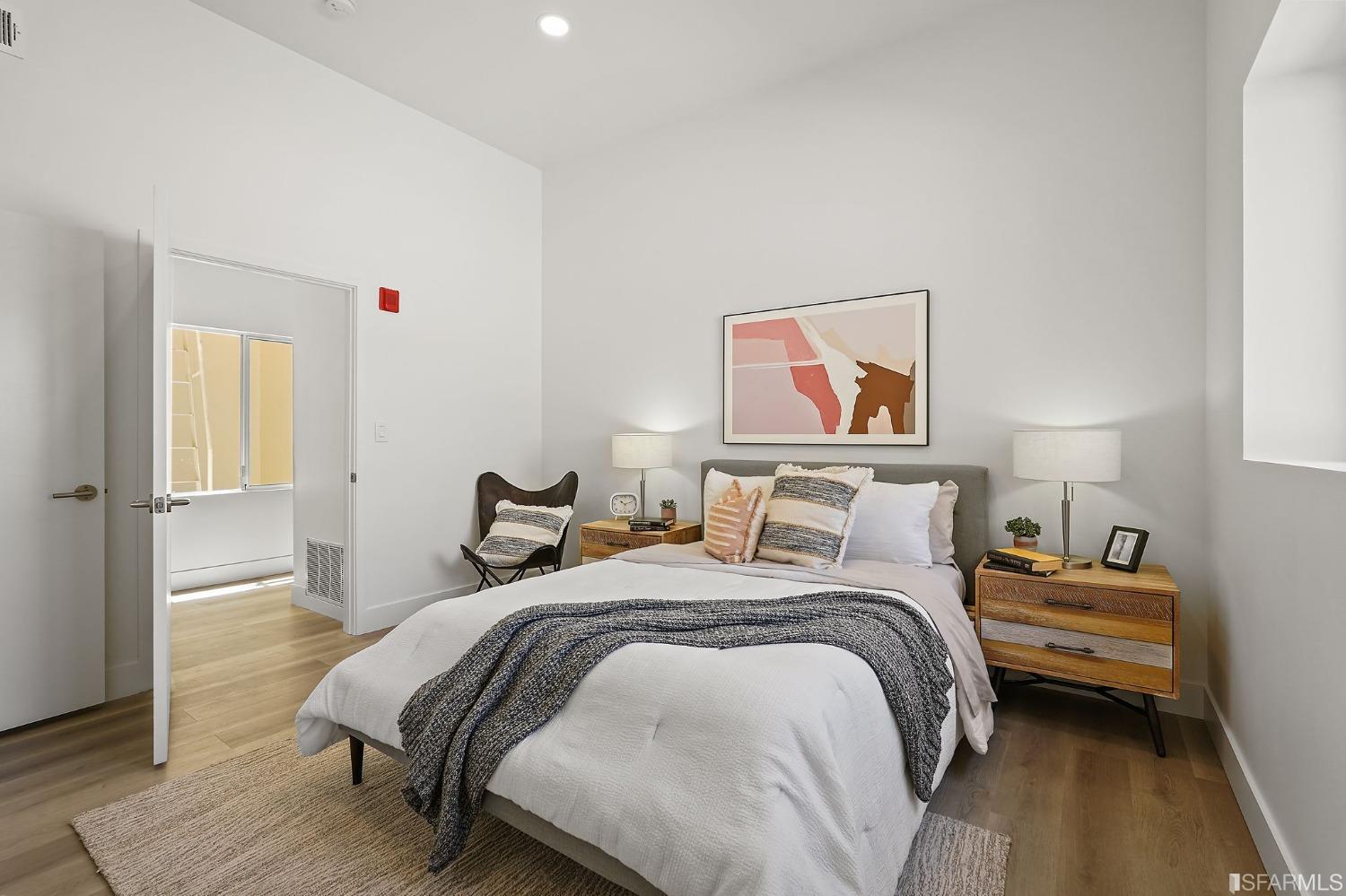 2418 20th Avenue Unit: 103