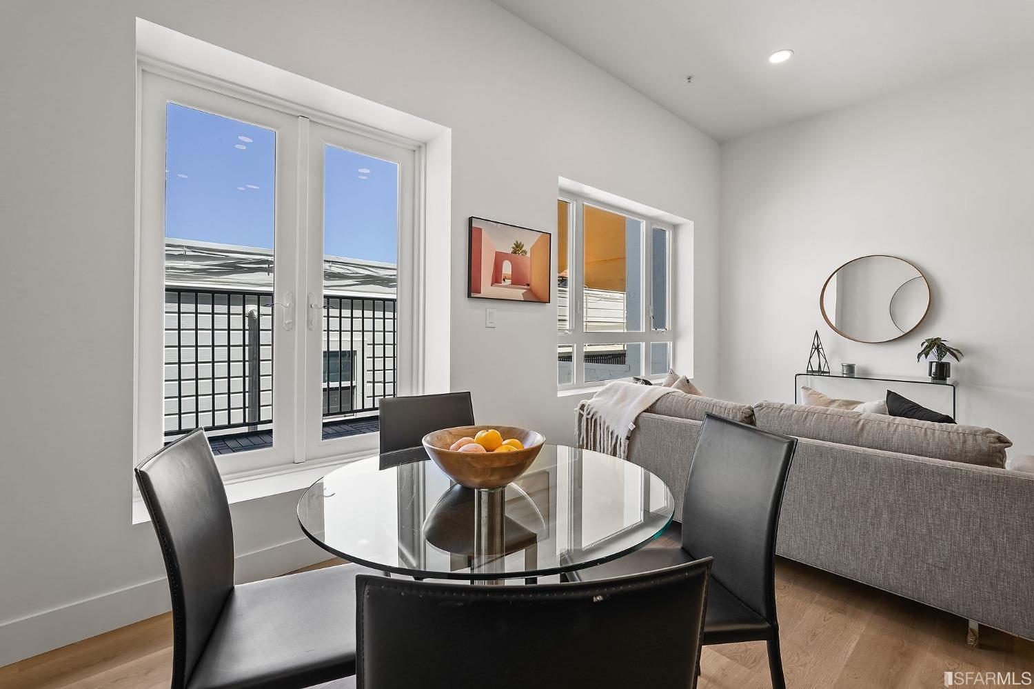 2418 20th Avenue Unit: 103