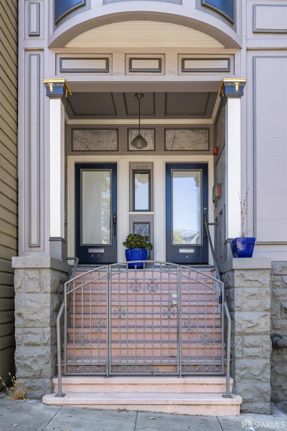 1121 Masonic Avenue Unit: B
