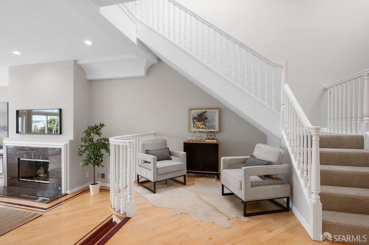 548 Duncan Street Unit: 201