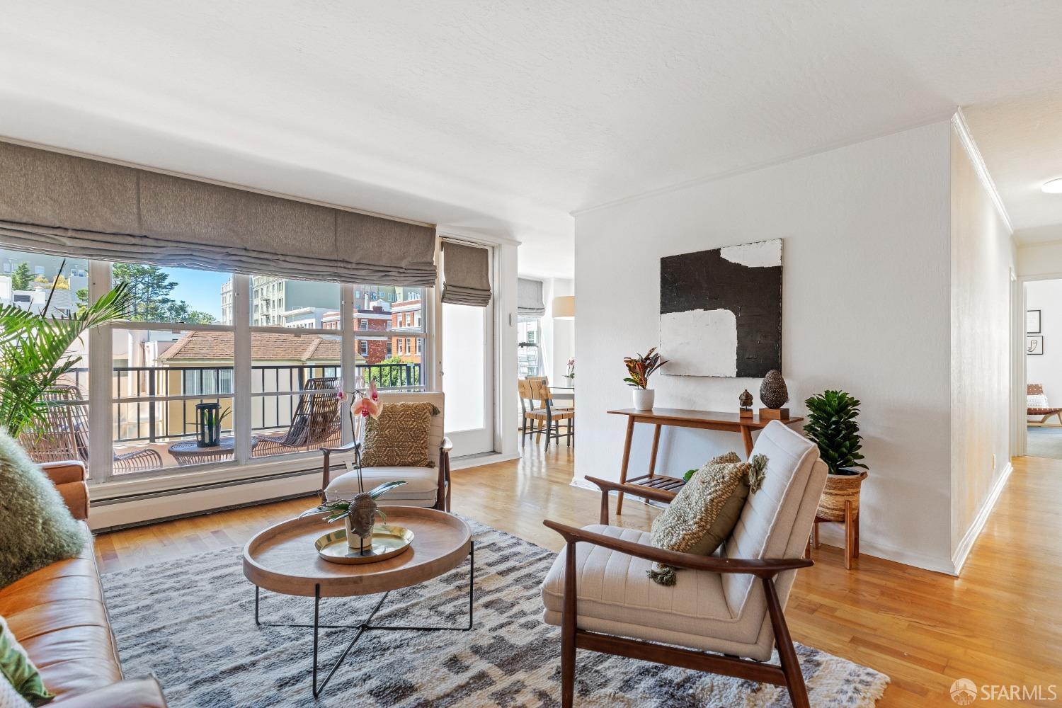 2040 Franklin Street Unit: 607