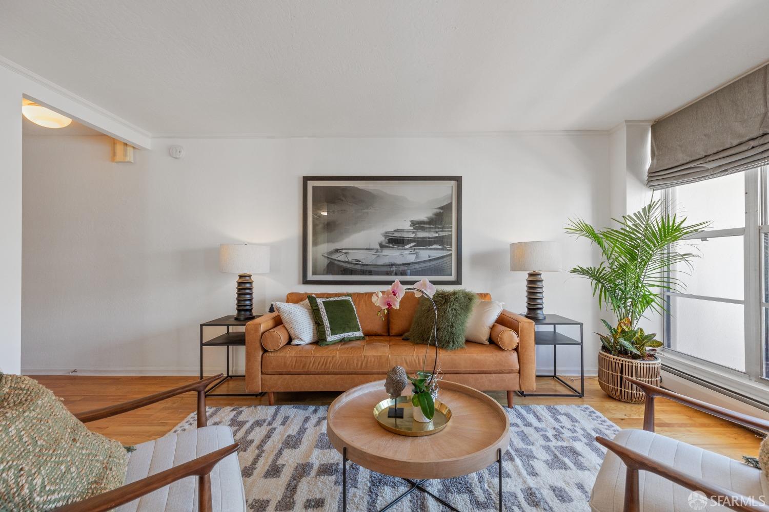 2040 Franklin Street Unit: 607