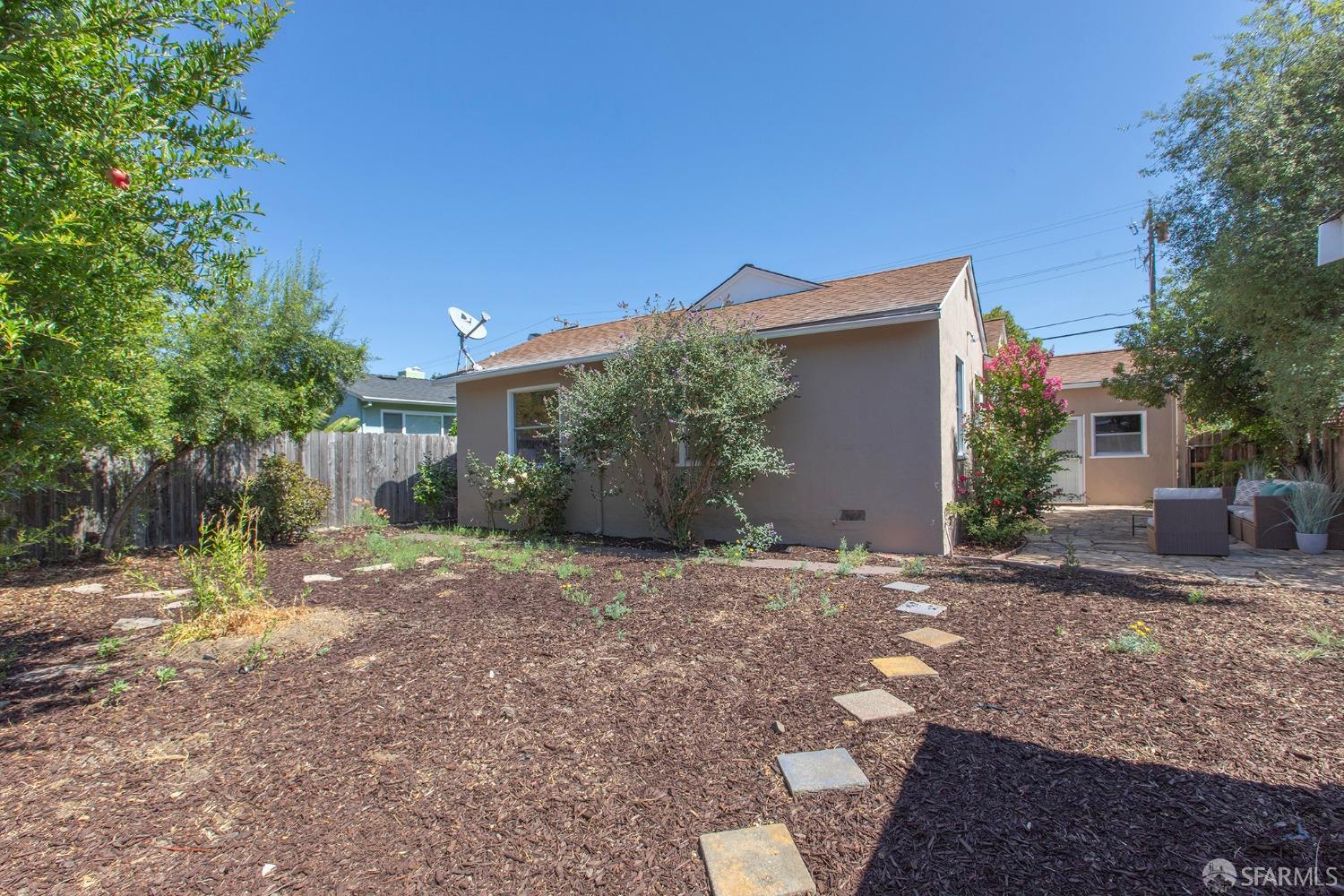 1939 San Rafael Street