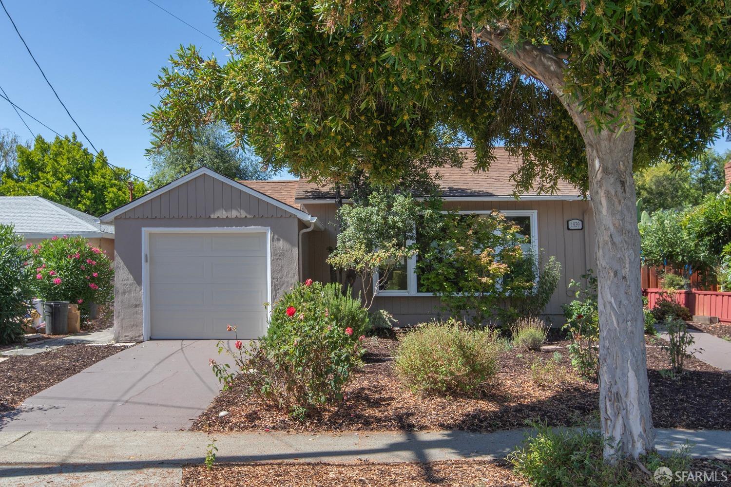 1939 San Rafael Street