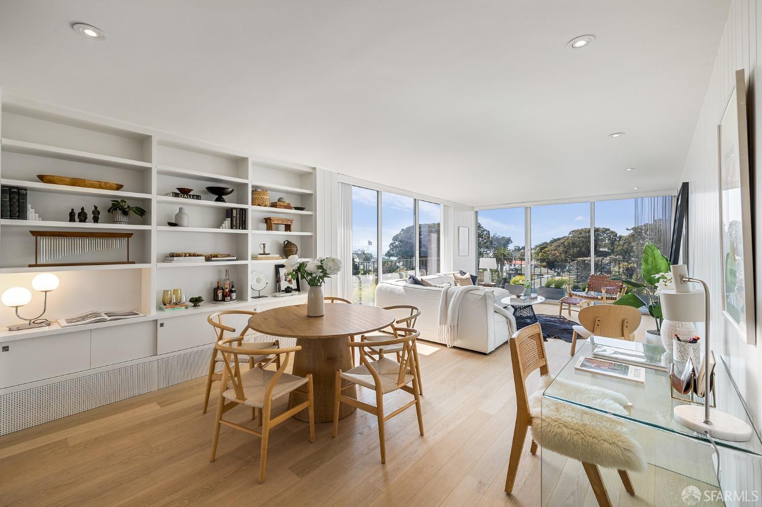 1050 North Point Street Unit: 801