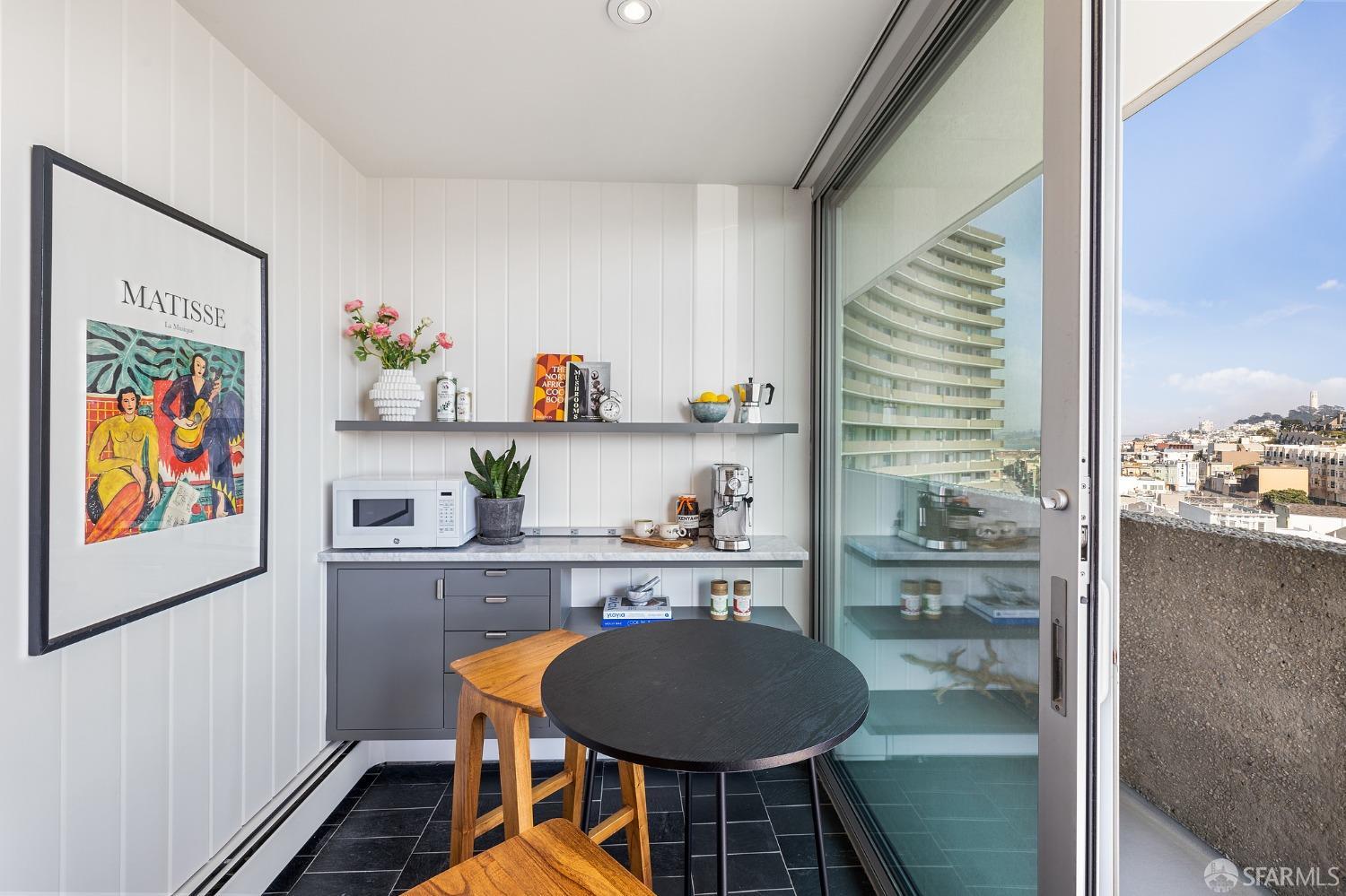 1050 North Point Street Unit: 801