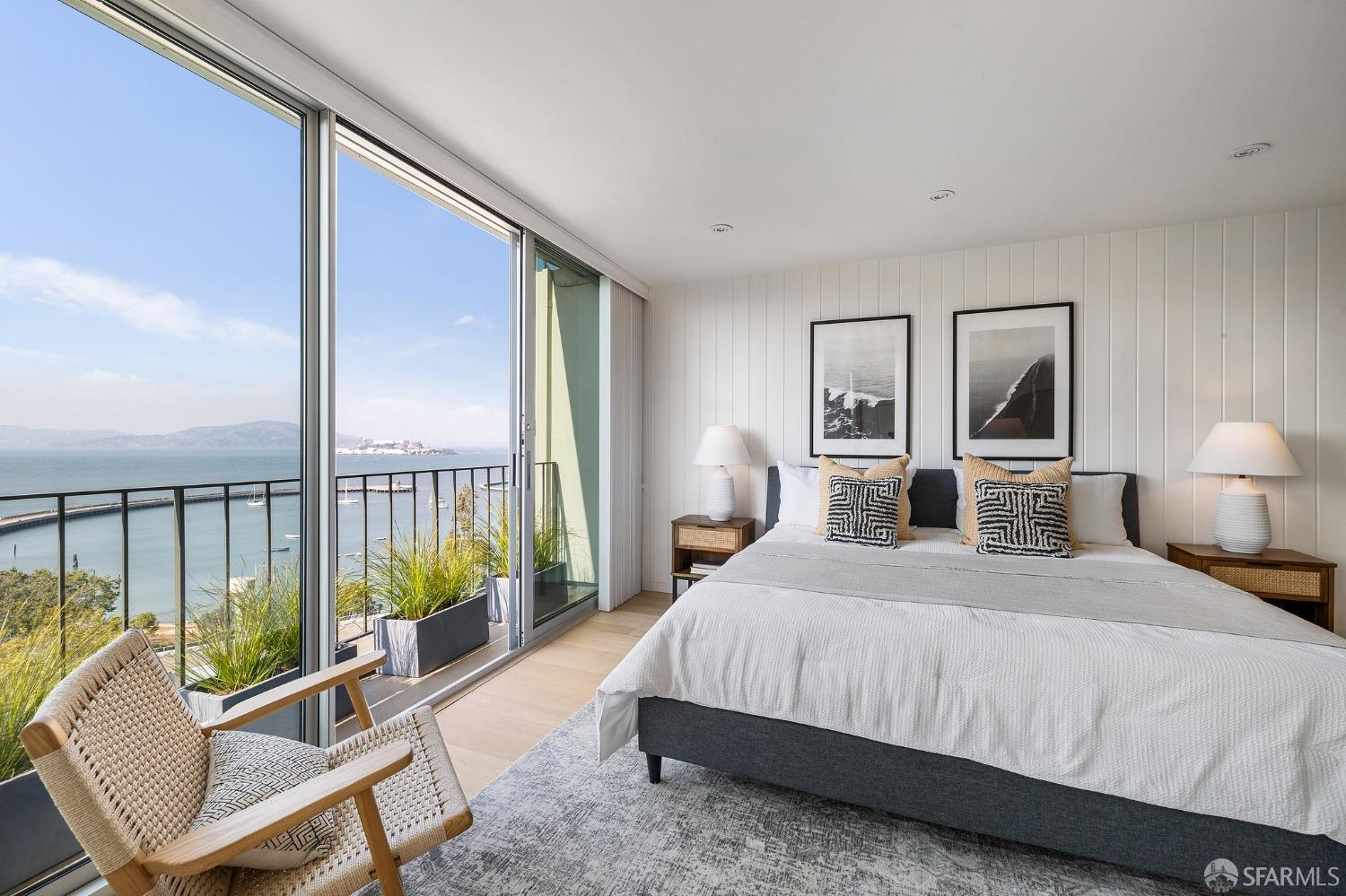 1050 North Point Street Unit: 801