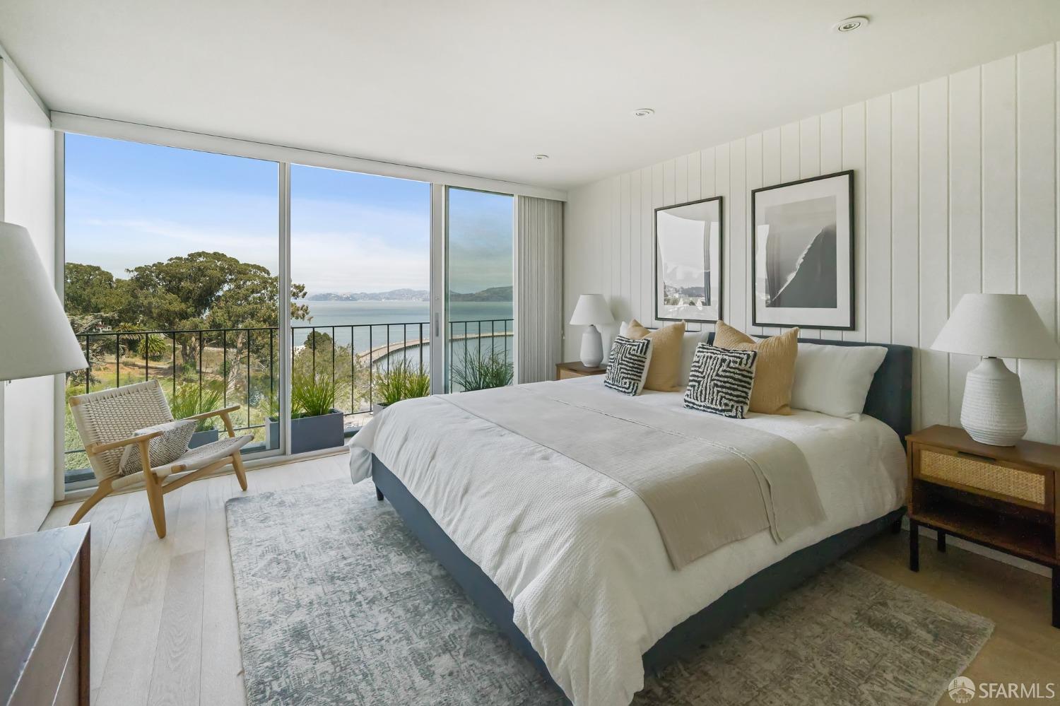 1050 North Point Street Unit: 801