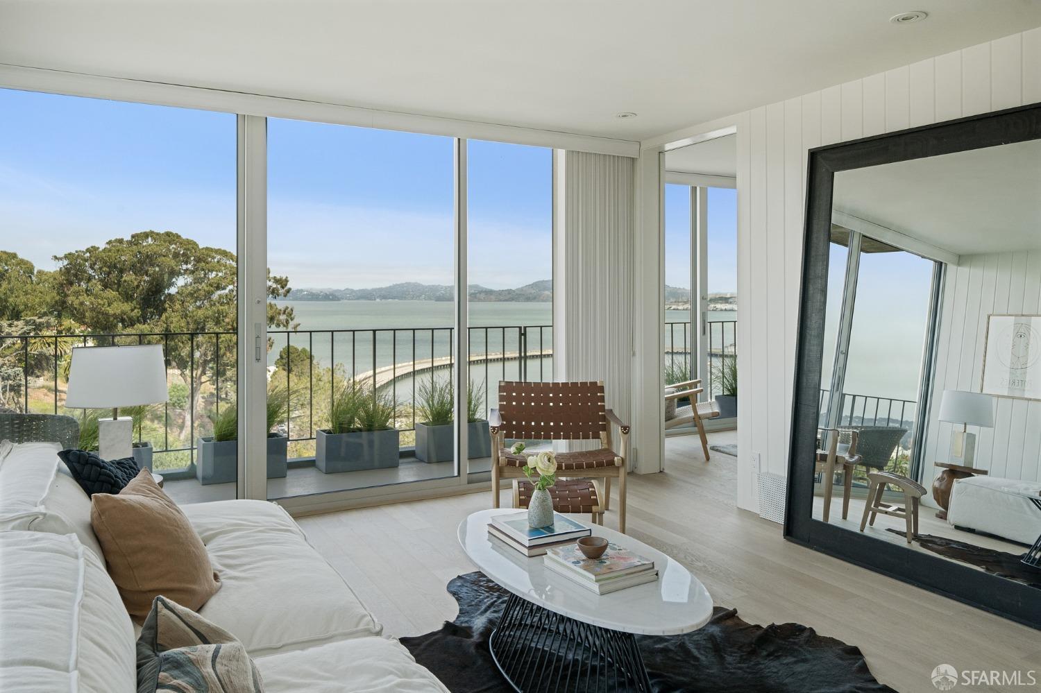1050 North Point Street Unit: 801