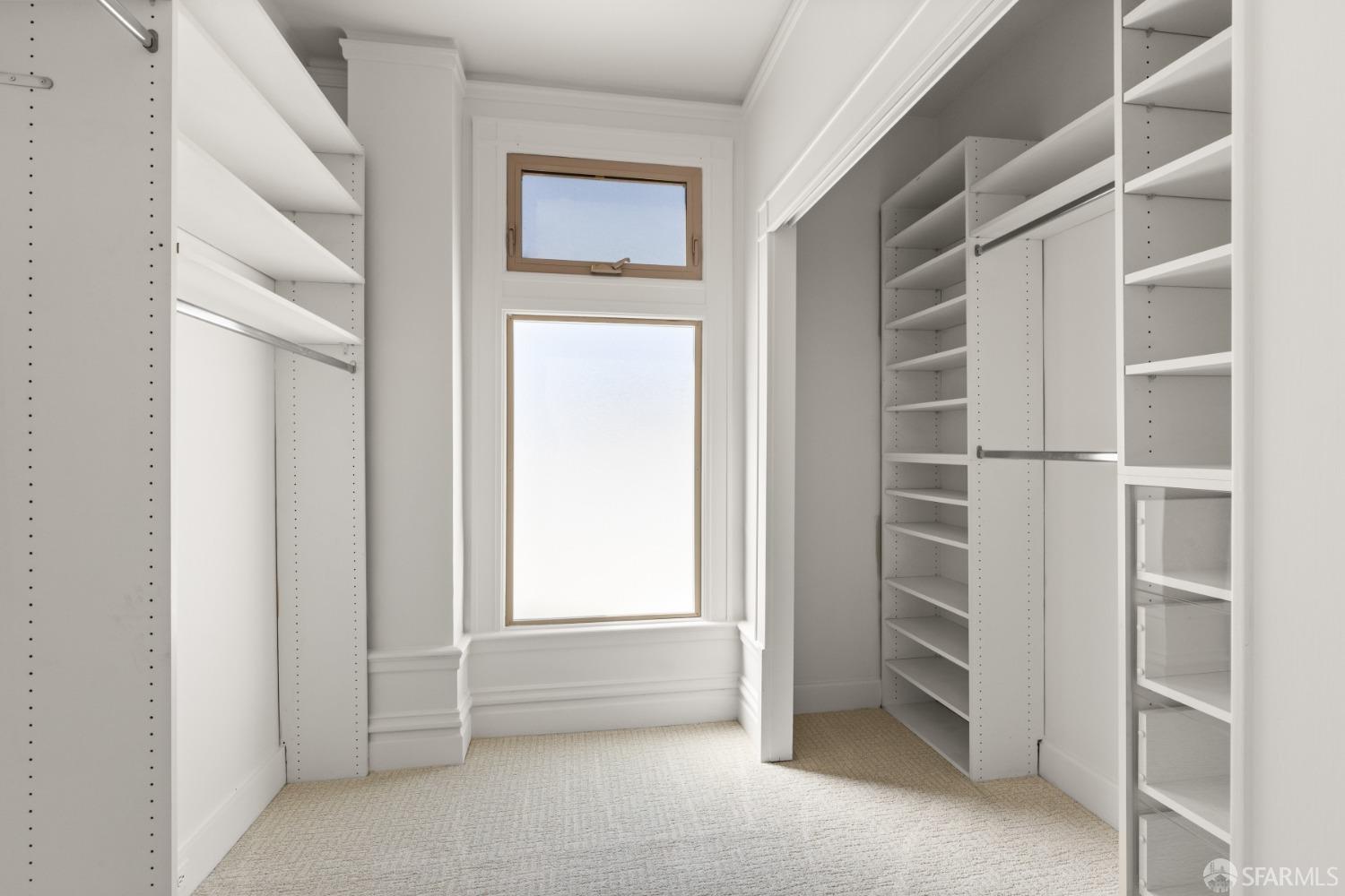 1810 Jackson Street Unit: 5