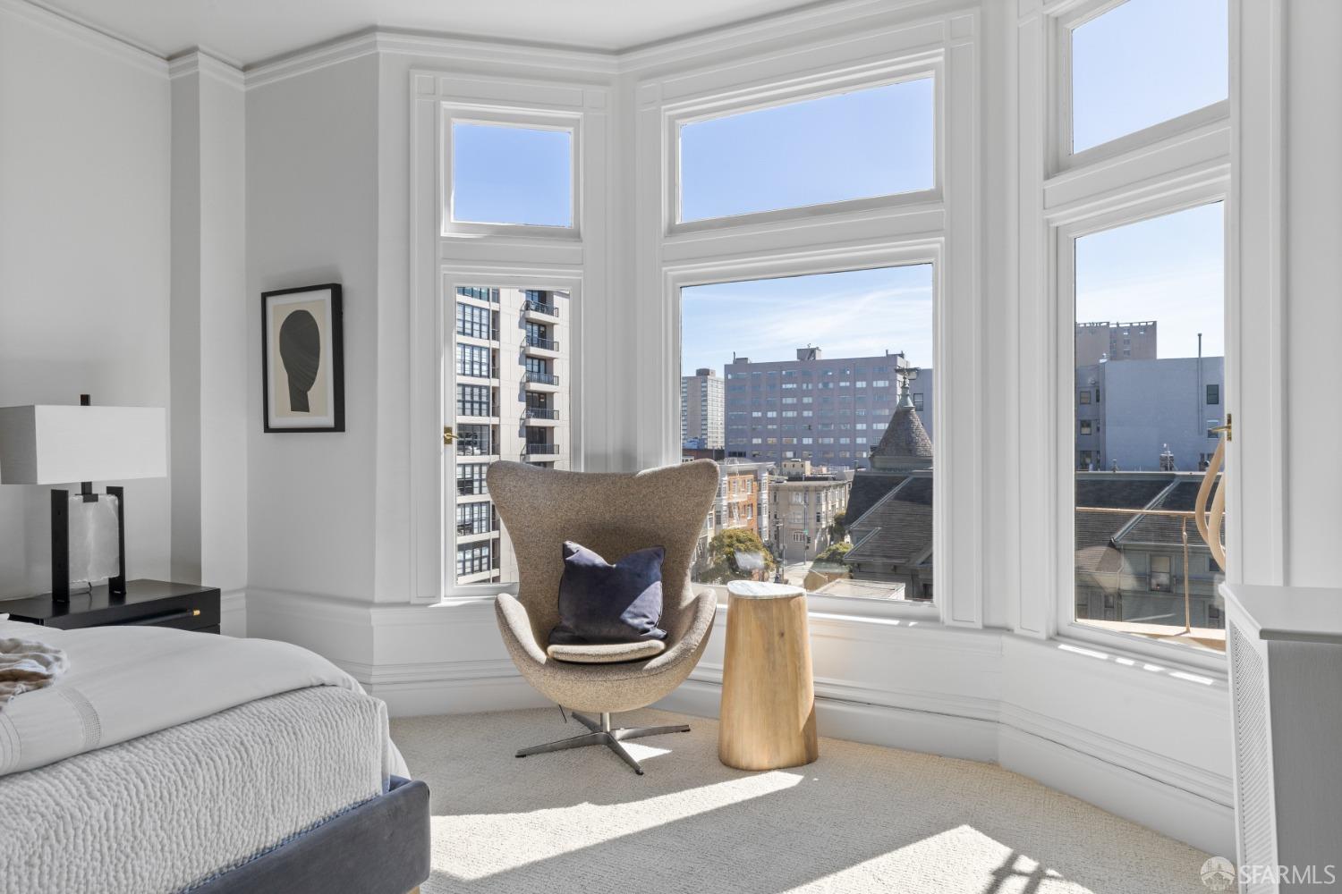 1810 Jackson Street Unit: 5