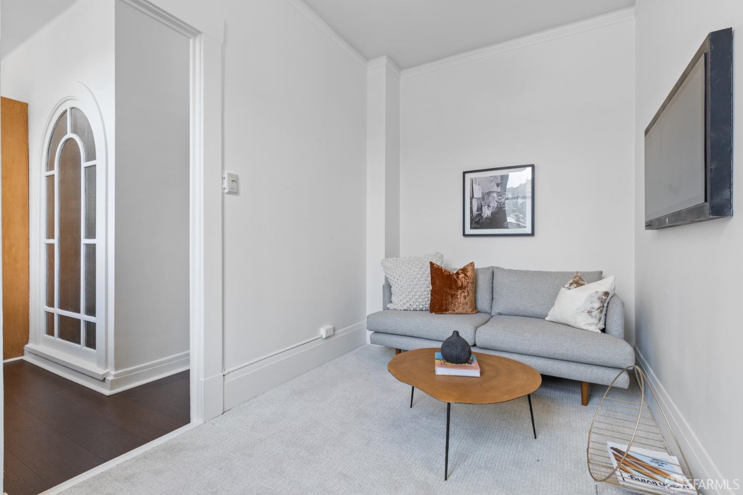 1810 Jackson Street Unit: 5