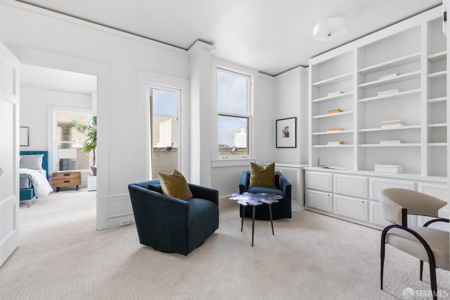 1810 Jackson Street Unit: 5