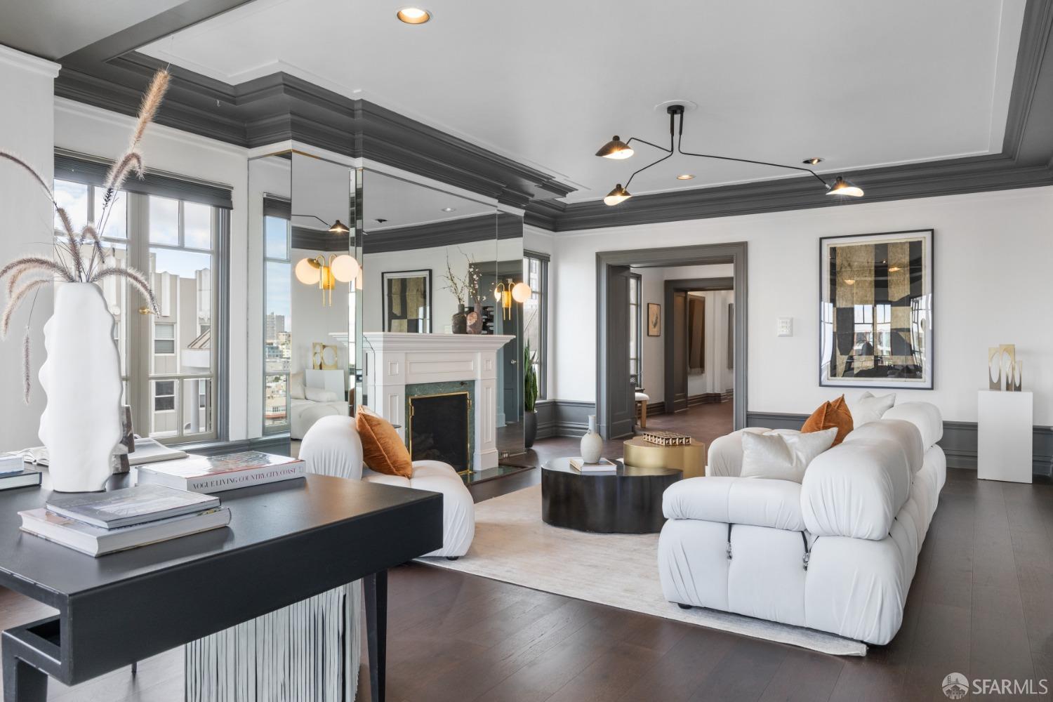 1810 Jackson Street Unit: 5