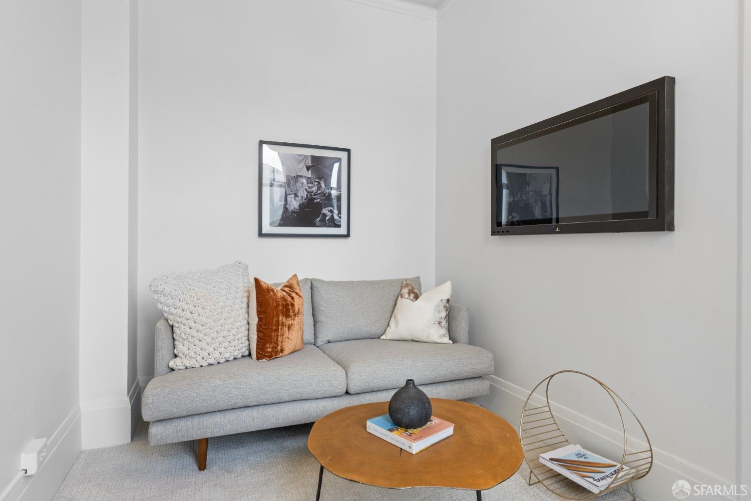 1810 Jackson Street Unit: 5